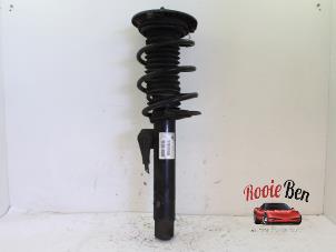 Used Front shock absorber rod, left BMW 3 serie Touring (F31) 320d 2.0 16V Price on request offered by Rooie Ben autodemontage