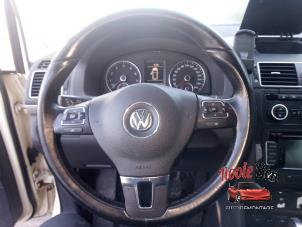 Used Airbag set + dashboard Volkswagen Touran (1T3) 1.4 16V TSI EcoFuel Price on request offered by Rooie Ben autodemontage