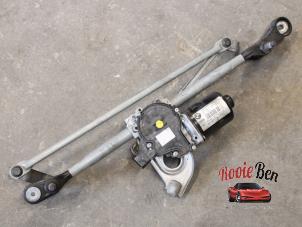 Used Wiper motor + mechanism BMW 3 serie Touring (F31) 320d 2.0 16V Price on request offered by Rooie Ben autodemontage