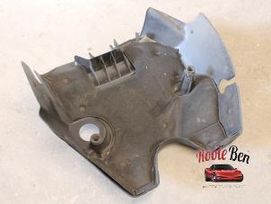 Abdeckblech Motor van een Dodge Ram 1500 Crew Cab (DS/DJ/D2) 5.7 V8 Hemi 1500 4x2 2013