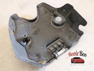 Abdeckblech Motor van een Dodge Ram 1500 Crew Cab (DS/DJ/D2) 5.7 V8 Hemi 1500 4x2 2013