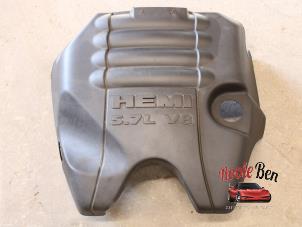 Used Engine cover Dodge Ram 1500 Crew Cab (DS/DJ/D2) 5.7 V8 Hemi 1500 4x2 Price on request offered by Rooie Ben autodemontage