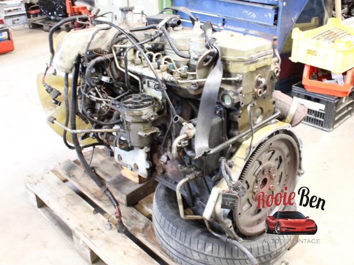 Engine from a Dodge Ram 2500 (DR/DH/D1/DC/DM) 5.9 TDi V6 4x4 2003