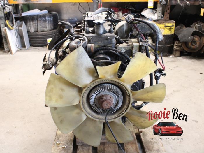 Engine from a Dodge Ram 2500 (DR/DH/D1/DC/DM) 5.9 TDi V6 4x4 2003