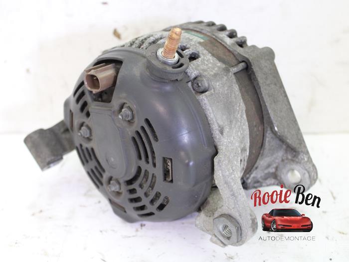 Dynamo van een Jeep Grand Cherokee (WH/WK) 3.7i 4x2 2006