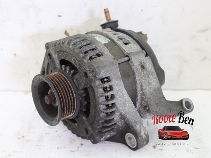 Begagnade Dynamo Jeep Grand Cherokee (WH/WK) 3.7i 4x2 Pris € 75,00 Marginaltabell erbjuds av Rooie Ben autodemontage