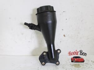 Used Oil fill pipe Jeep Grand Cherokee (WH/WK) 3.7i 4x2 Price on request offered by Rooie Ben autodemontage