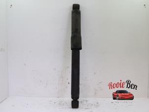 Used Rear shock absorber, left Jeep Grand Cherokee (WH/WK) 3.7i 4x2 Price on request offered by Rooie Ben autodemontage