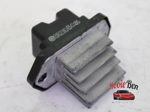 Used Heater resistor Honda Civic (FK/FN) 2.0i Type R VTEC 16V Price on request offered by Rooie Ben autodemontage