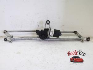 Usagé Moteur + mécanisme d'essuie glace Dodge Nitro 2.8 CRD 16V 4x4 Prix sur demande proposé par Rooie Ben autodemontage
