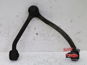 Used Front wishbone, right Kia Sorento I (JC) 3.5 V6 24V Price on request offered by Rooie Ben autodemontage