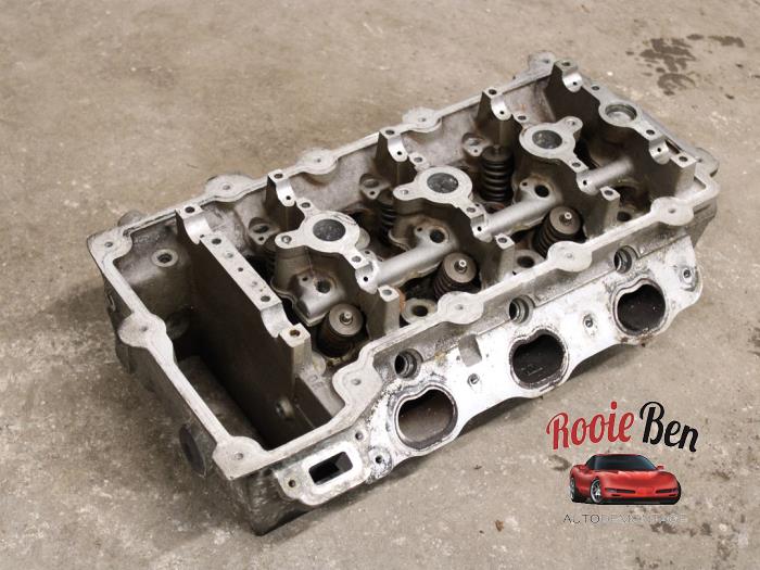 Używane Glowica cylindra Chrysler Sebring (JR) 2.7 V6 24V Cena € 100,00 Procedura marży oferowane przez Rooie Ben autodemontage