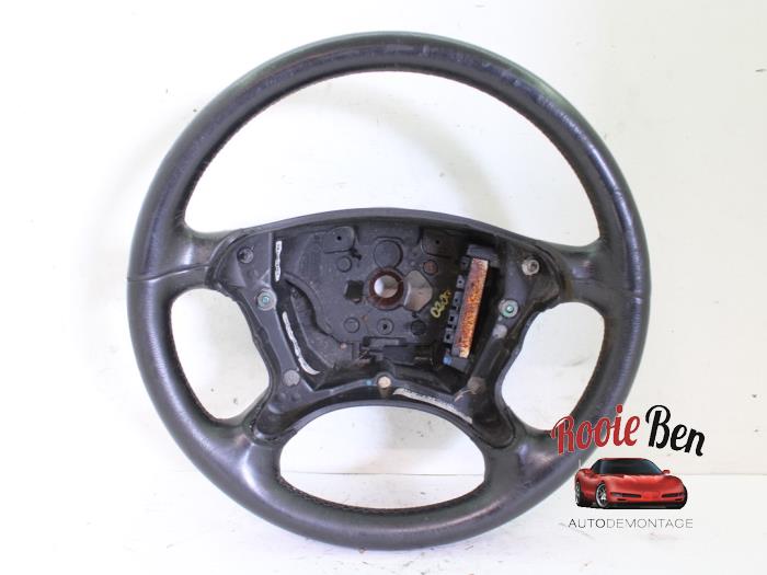 Begagnade Ratt Mercedes CLS (C219) 320 CDI 24V Pris € 25,00 Marginaltabell erbjuds av Rooie Ben autodemontage