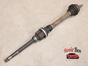 Used Front drive shaft, right Citroen C3 (SC) 1.6 HDi 92 Price on request offered by Rooie Ben autodemontage