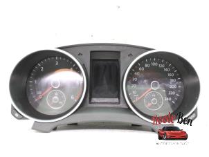 Used Odometer KM Volkswagen Golf VI (5K1) 1.6 TDI 16V Price on request offered by Rooie Ben autodemontage