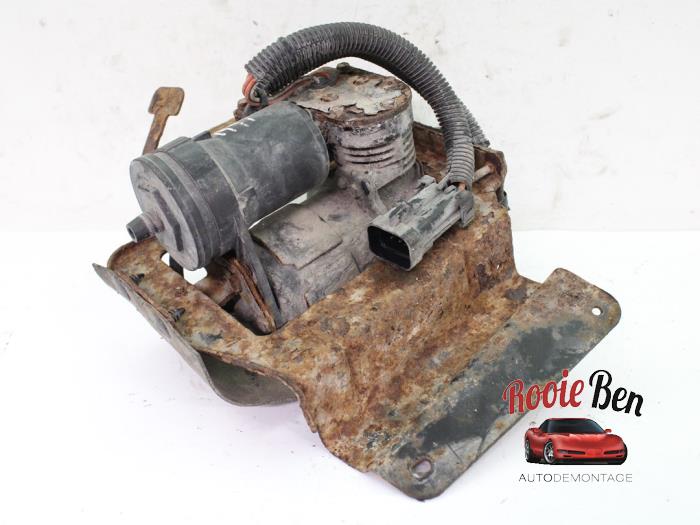 Luftpump (fjädring) från en Chevrolet Trans Sport 3.4 V6 2001