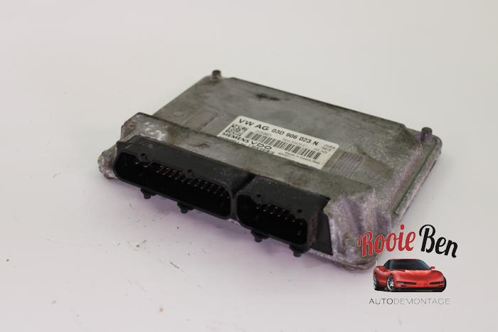 Used Engine management computer Skoda Fabia II (5J) 1.2i Price € 40,00 Margin scheme offered by Rooie Ben autodemontage