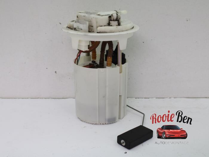 Usagé Pompe d'injection Peugeot 207/207+ (WA/WC/WM) 1.6 16V GT THP Prix € 50,00 Règlement à la marge proposé par Rooie Ben autodemontage