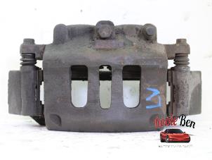 Used Front brake calliper, left Chrysler Pacifica 3.5 V6 24V Price on request offered by Rooie Ben autodemontage