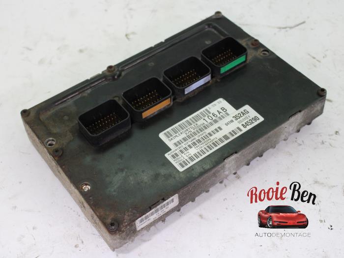 Engine management computer from a Chrysler Pacifica 3.5 V6 24V 2006
