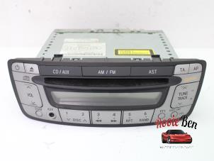 Gebrauchte Radio CD Spieler Toyota Aygo (B10) 1.0 12V VVT-i Preis € 50,00 Margenregelung angeboten von Rooie Ben autodemontage