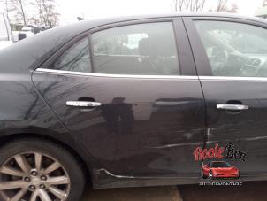 Used Rear door 4-door, right Chevrolet Malibu 2.0 D 16V Price on request offered by Rooie Ben autodemontage