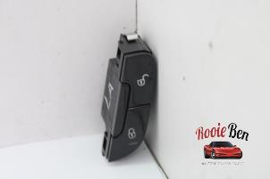 Used Central locking switch Porsche Cayenne III (9YA) 2.9 Biturbo V6 24V S Price on request offered by Rooie Ben autodemontage