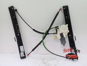 Used Window mechanism 4-door, front left Ford Mondeo IV Wagon 2.0 16V Price on request offered by Rooie Ben autodemontage