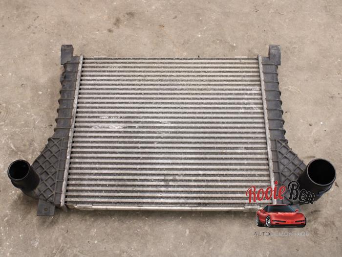 Usagé Intercooler Dodge Nitro 2.8 CRD 16V 4x4 Prix sur demande proposé par Rooie Ben autodemontage