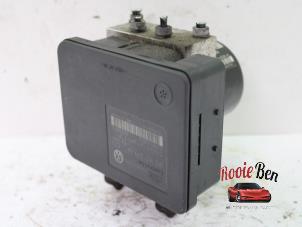 Used ABS pump Skoda Octavia (1Z3) 1.6 MPI Price € 100,00 Margin scheme offered by Rooie Ben autodemontage