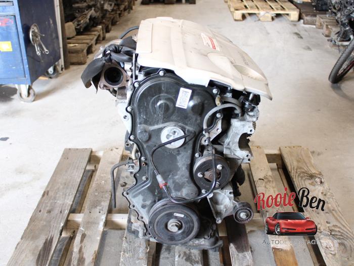 Engine from a Renault Laguna III Estate (KT) 2.0 dCi 16V 150 2010