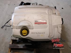 Engine from a Renault Laguna III Estate (KT) 2.0 dCi 16V 150 2010