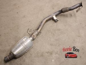 Used Exhaust middle silencer Porsche Cayenne III (9YA) 2.9 Biturbo V6 24V S Price on request offered by Rooie Ben autodemontage