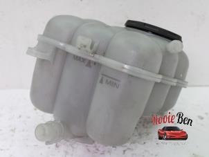 Used Expansion vessel Porsche Cayenne III (9YA) 2.9 Biturbo V6 24V S Price on request offered by Rooie Ben autodemontage