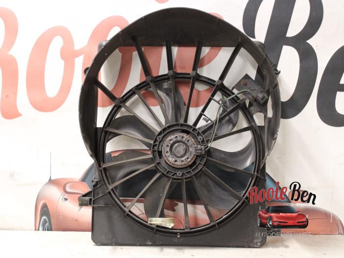 Używane Wentylator Dodge Nitro 2.8 CRD 16V 4x4 Cena € 70,00 Procedura marży oferowane przez Rooie Ben autodemontage