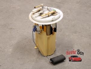 Used Electric fuel pump Peugeot 807 2.0 HDi 16V 136 FAP Price € 50,00 Margin scheme offered by Rooie Ben autodemontage