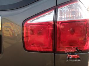 Used Taillight, right Chevrolet Orlando (YYM/YYW) 1.8 16V VVT Bifuel Price on request offered by Rooie Ben autodemontage
