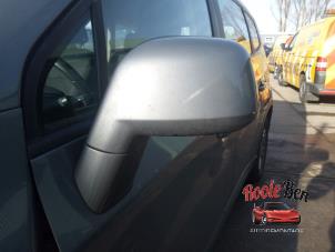Used Wing mirror, left Chevrolet Orlando (YYM/YYW) 1.8 16V VVT Bifuel Price on request offered by Rooie Ben autodemontage
