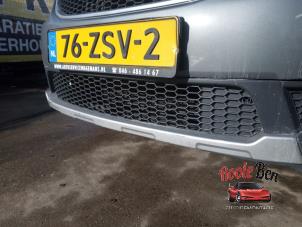 Used Bumper grille Chevrolet Orlando (YYM/YYW) 1.8 16V VVT Bifuel Price on request offered by Rooie Ben autodemontage