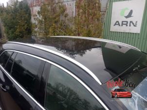 Used Roof rack kit Opel Insignia Sports Tourer 2.0 Turbo 16V 4x4 Ecotec Price on request offered by Rooie Ben autodemontage
