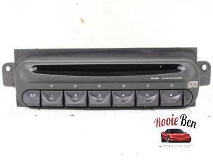 Used CD changer Chrysler Voyager/Grand Voyager (RG) 2.4 16V Price on request offered by Rooie Ben autodemontage