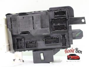 Usagé Boîte à fusibles Ford Usa Mustang V 5.0 GT V8 32V Prix sur demande proposé par Rooie Ben autodemontage