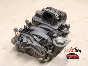 Used Intake manifold Dodge Ram 3500 Standard Cab (DR/DH/D1/DC/DM) 5.7 V8 Hemi 1500 4x2 Price on request offered by Rooie Ben autodemontage