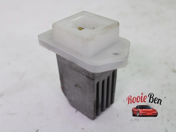 Heater resistor Nissan Qashqai 1.6 16V 70T032D11