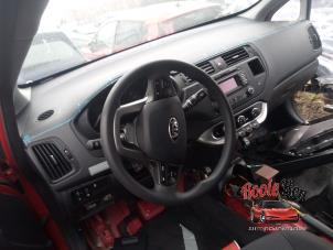 Used Airbag set Kia Rio III (UB) 1.1 CRDi VGT 12V Price on request offered by Rooie Ben autodemontage