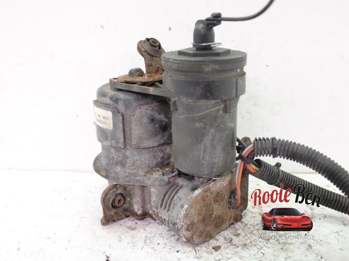Luftpump (fjädring) från en Chevrolet Trans Sport 3.4 V6 2001