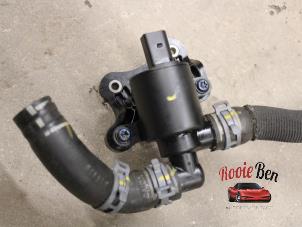 Used Additional water pump Porsche Cayenne III (9YA) 2.9 Biturbo V6 24V S Price on request offered by Rooie Ben autodemontage