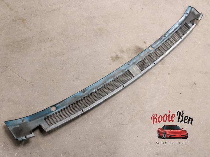 Cowl top grille from a Chevrolet Chevy/Sportsvan G20 5.0 4BBL. 1985