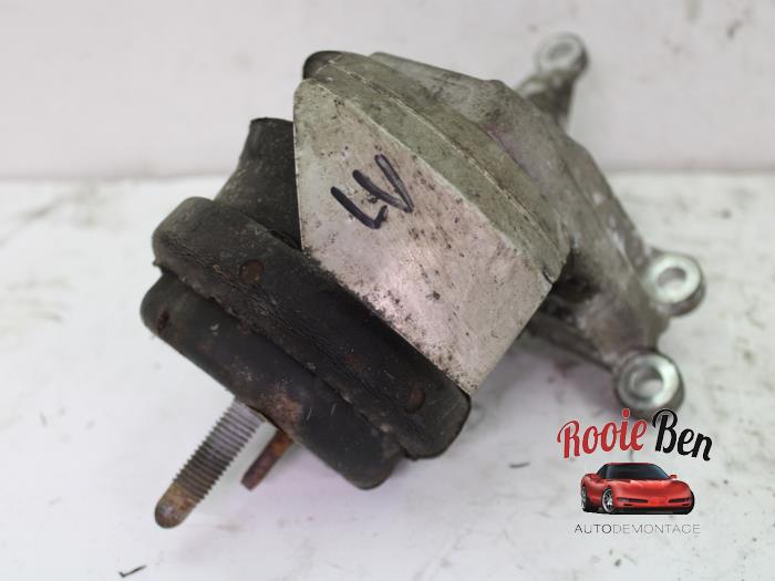 Begagnade Motorfäste Cadillac STS (K63) 3.6 V6 24V VVT Li Pris € 25,00 Marginaltabell erbjuds av Rooie Ben autodemontage