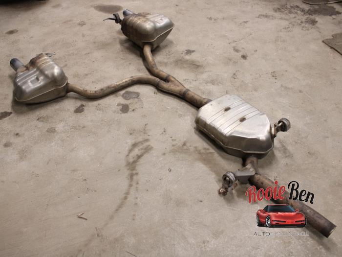 Exhaust central + rear silencer from a Audi Q5 (8RB) 2.0 TFSI 16V Quattro 2008